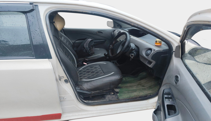 2011 Toyota Etios GD, Diesel, Manual, 99,654 km, interior