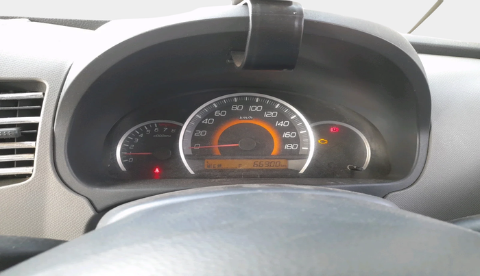 2011 Maruti Wagon R 1.0 VXI, Petrol, Manual, 66,900 km, interior