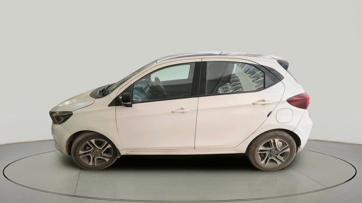 2021 Tata Tiago XZ PLUS DUAL TONE PETROL, Petrol, Manual, 44,213 km, exterior