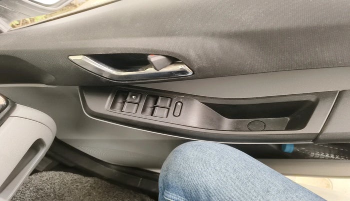 2021 Tata Tiago XZ PLUS DUAL TONE PETROL, Petrol, Manual, 44,213 km, interior