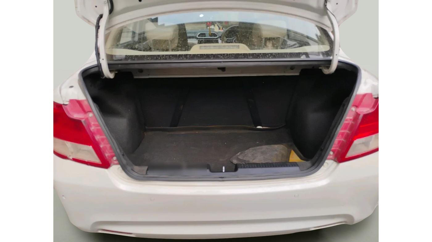 2023 Maruti Dzire VXI, Petrol, Manual, 1,26,255 km, exterior