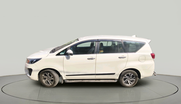 2021 Toyota Innova Crysta 2.4 VX 7 STR, Diesel, Manual, 1,57,781 km, exterior