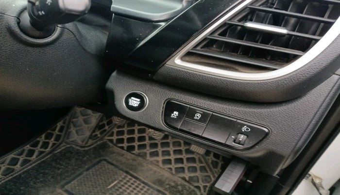 2023 KIA SELTOS  HTK PLUS 1.5 PETROL MT, Petrol, Manual, 50,848 km, interior