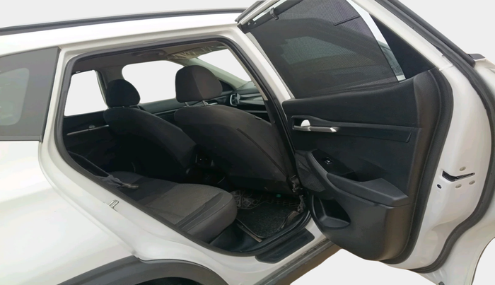 2023 KIA SELTOS  HTK PLUS 1.5 PETROL MT, Petrol, Manual, 50,848 km, interior