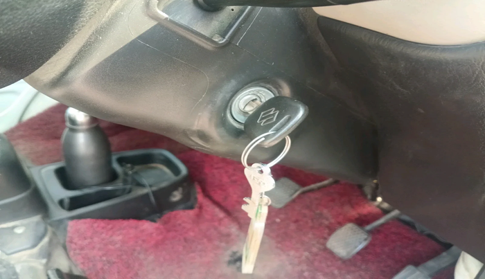 2022 Maruti Eeco 7 STR STD(O), Petrol, Manual, 49,910 km, interior