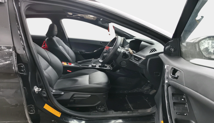 2024 Tata NEXON Creative Plus S 1.5 Revotorq 6MT Dark Edition, Diesel, Manual, 15,882 km, interior