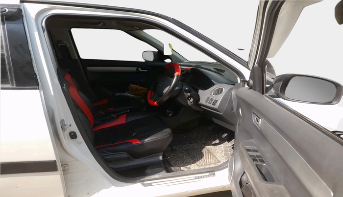2010 Maruti Swift VXI, Petrol, Manual, 94,395 km, interior