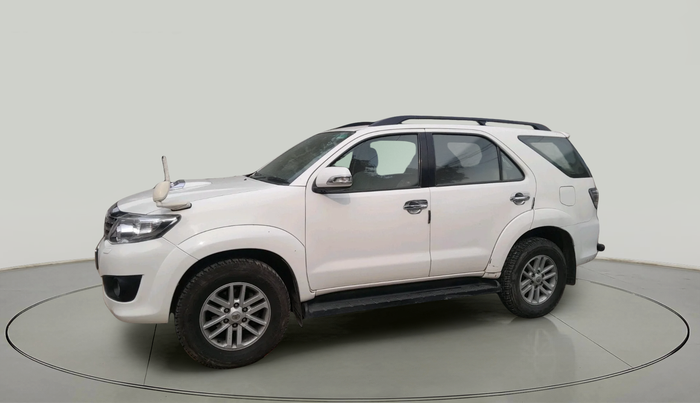 2014 Toyota Fortuner 3.0 4X2 MT, Diesel, Manual, 1,84,495 km, exterior