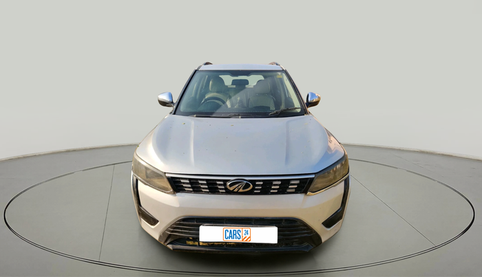 2019 Mahindra XUV300 W6 1.5 DIESEL, Diesel, Manual, 1,38,458 km, exterior