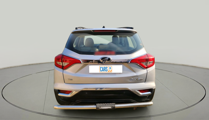 2019 Mahindra XUV300 W6 1.5 DIESEL, Diesel, Manual, 1,38,458 km, exterior