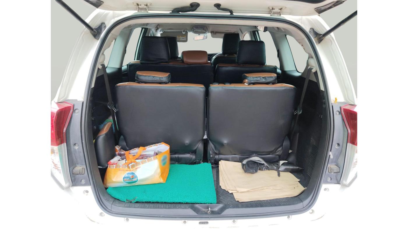 2018 Toyota Innova Crysta 2.4 VX 8 STR, Diesel, Manual, 1,26,000 km, exterior
