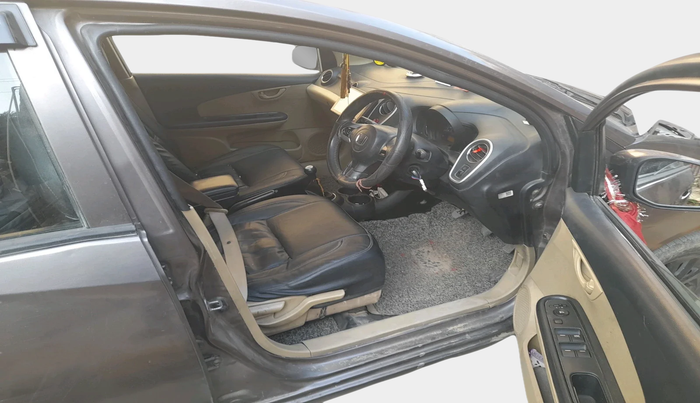 2015 Honda Mobilio 1.5L I-DTEC V, Diesel, Manual, 1,16,545 km, interior