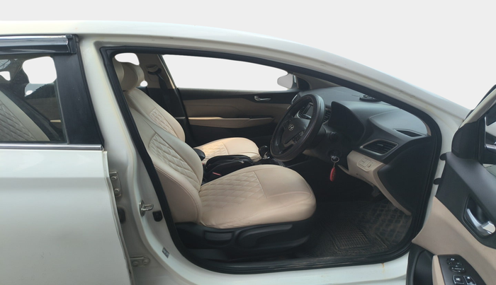 2018 Hyundai Verna 1.6 VTVT SX, Petrol, Manual, 85,295 km, interior