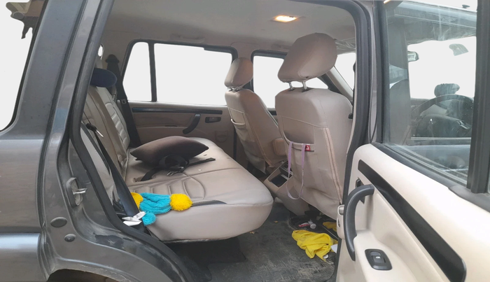 2022 Mahindra SCORPIO CLASSIC S11 7STR, Diesel, Manual, 42,143 km, interior