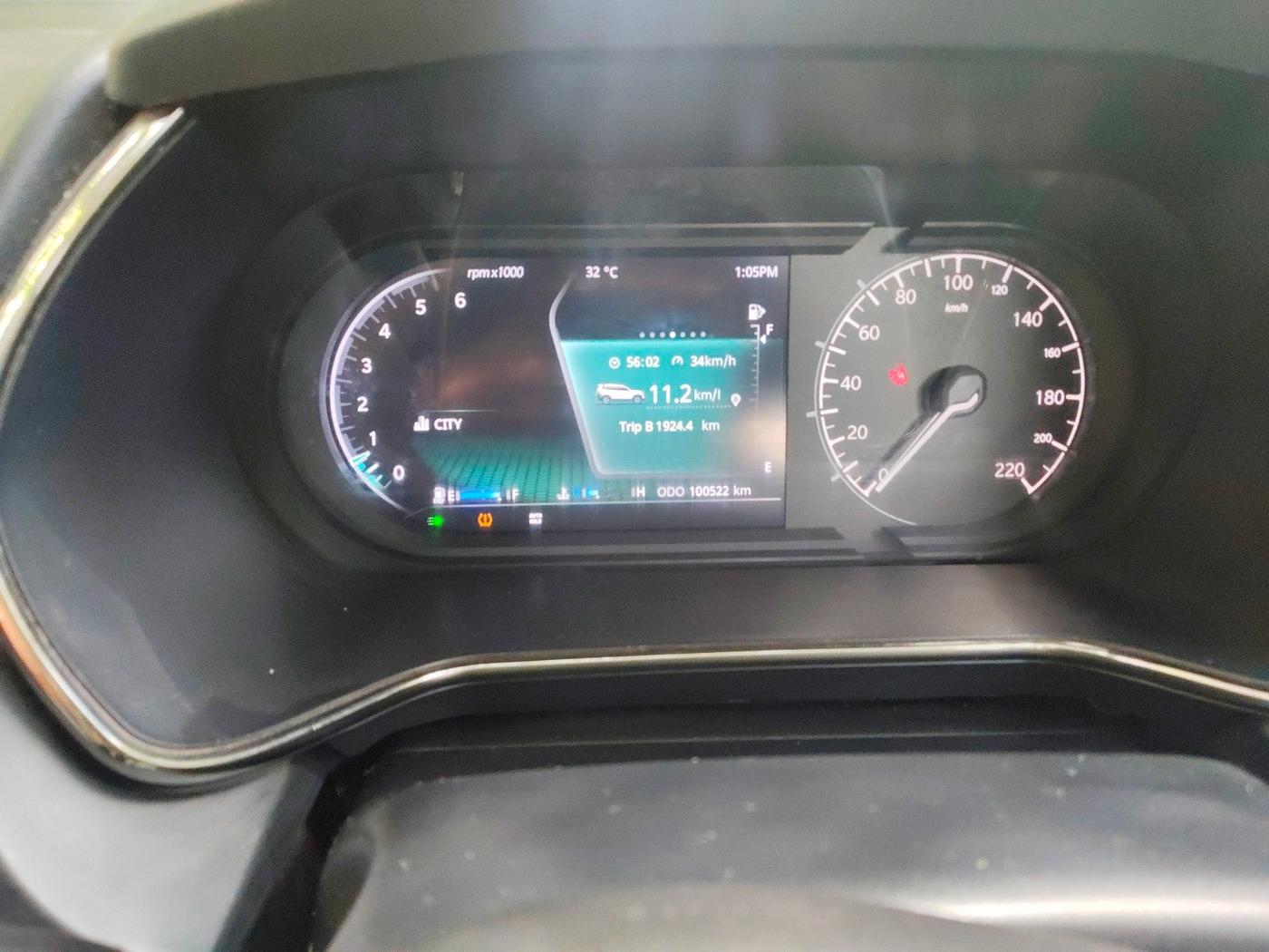 2021 Tata Safari XZ PLUS 6 S, Diesel, Manual, 1,00,556 km, interior