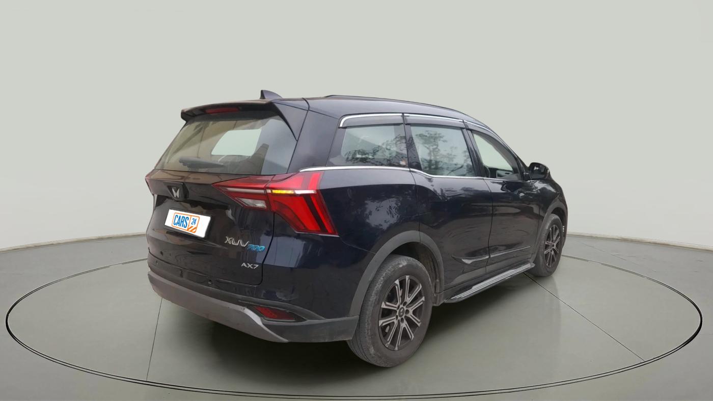 2023 Mahindra XUV700 AX 7 D MT 7 STR, Diesel, Manual, 66,136 km, exterior