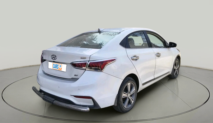 2018 Hyundai Verna 1.6 CRDI SX, Diesel, Manual, 2,04,361 km, exterior