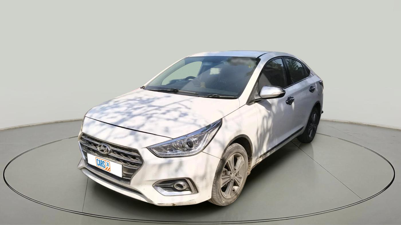 2018 Hyundai Verna 1.6 CRDI SX, Diesel, Manual, 2,04,361 km, exterior