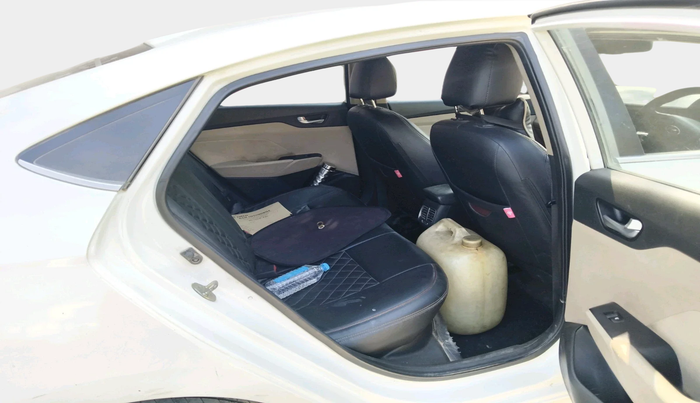 2018 Hyundai Verna 1.6 CRDI SX, Diesel, Manual, 2,04,361 km, interior