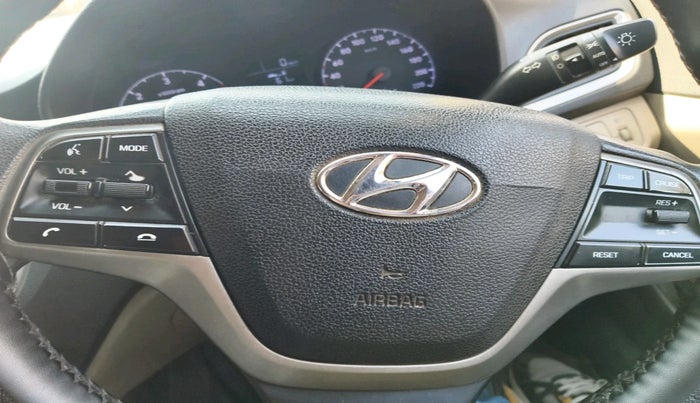 2018 Hyundai Verna 1.6 CRDI SX, Diesel, Manual, 2,04,361 km, interior