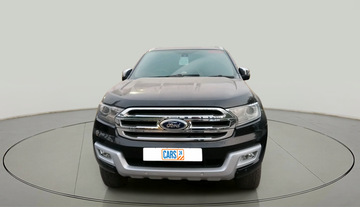 2017 Ford Endeavour TITANIUM 3.2 4X4 AT, Diesel, Automatic, 1,38,264 km, exterior