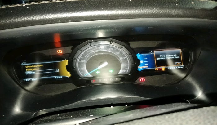 2017 Ford Endeavour TITANIUM 3.2 4X4 AT, Diesel, Automatic, 1,38,264 km, interior