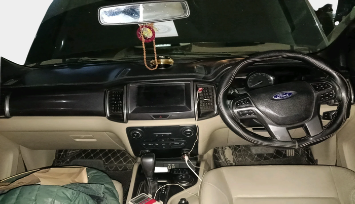 2017 Ford Endeavour TITANIUM 3.2 4X4 AT, Diesel, Automatic, 1,38,264 km, interior