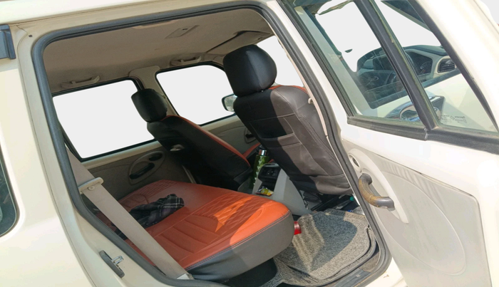 2017 Mahindra Scorpio S2, Diesel, Manual, 1,73,939 km, interior