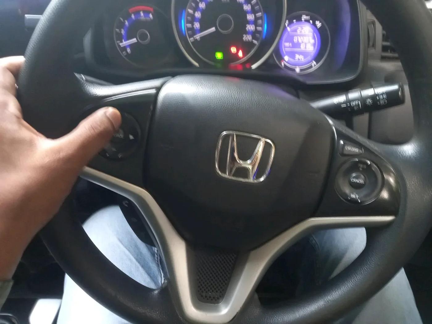 2018 Honda WR-V 1.5L I-DTEC VX MT, Diesel, Manual, 72,307 km, interior