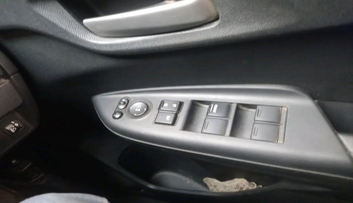 2018 Honda WR-V 1.5L I-DTEC VX MT, Diesel, Manual, 72,307 km, interior