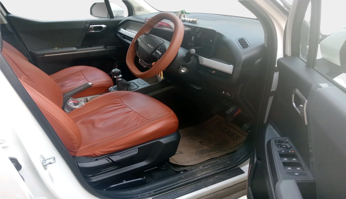 2025 KIA SYROS HTK (O) 1.0 Turbo 6MT, Petrol, Manual, 9,151 km, interior