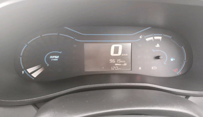 2021 Renault Kwid RXT 1.0 (O), Petrol, Manual, 9,615 km, interior