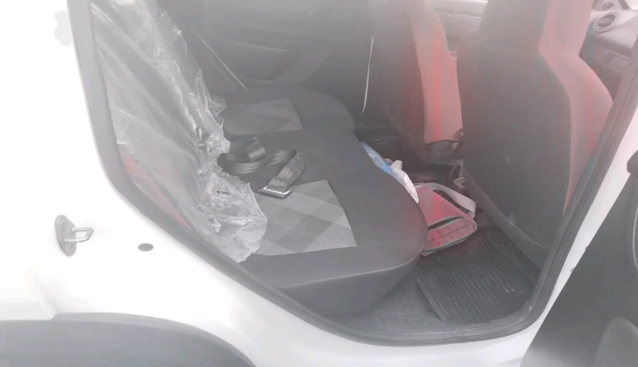 2021 Renault Kwid RXT 1.0 (O), Petrol, Manual, 9,615 km, interior