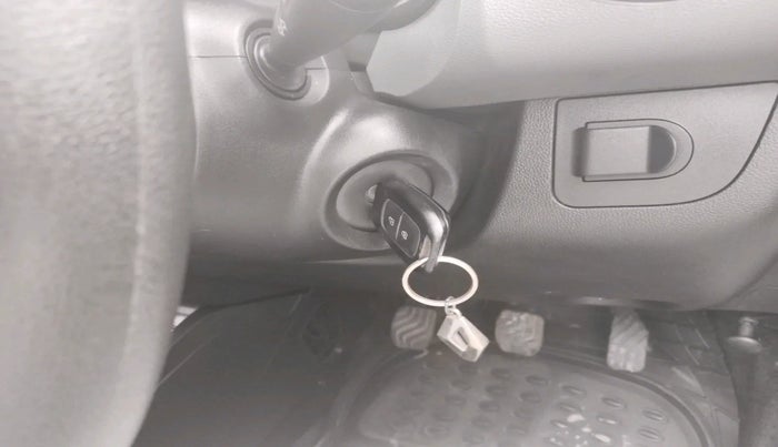 2021 Renault Kwid RXT 1.0 (O), Petrol, Manual, 9,615 km, interior