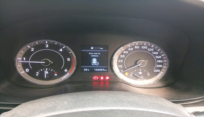 2020 Hyundai VENUE SX(O) 1.4 CRDI, Diesel, Manual, 1,58,459 km, interior