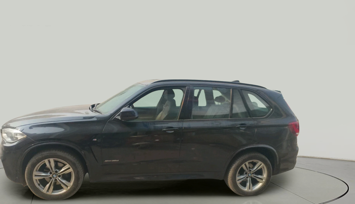 2016 BMW X5 X DRIVE 30D M SPORT, Diesel, Automatic, 1,30,640 km, exterior