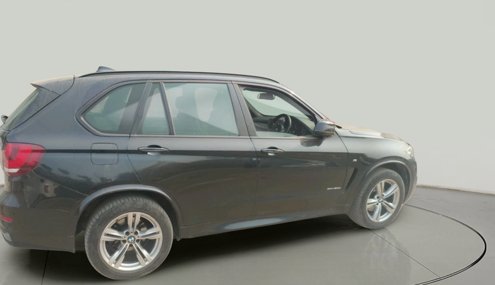 2016 BMW X5 X DRIVE 30D M SPORT, Diesel, Automatic, 1,30,640 km, exterior