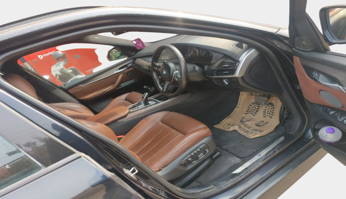 2016 BMW X5 X DRIVE 30D M SPORT, Diesel, Automatic, 1,30,640 km, interior