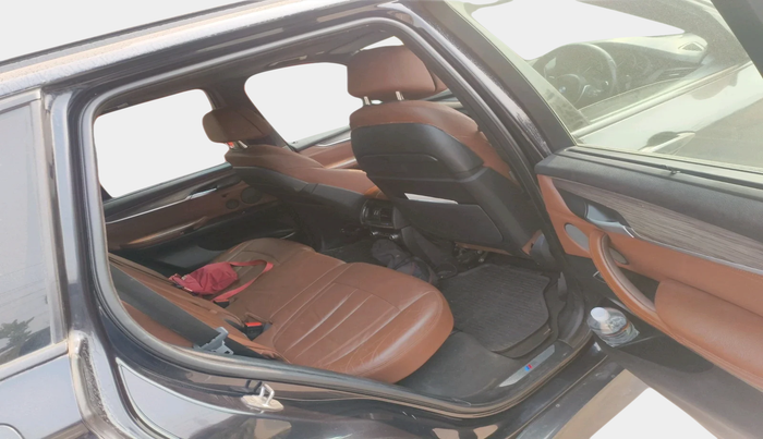 2016 BMW X5 X DRIVE 30D M SPORT, Diesel, Automatic, 1,30,640 km, interior