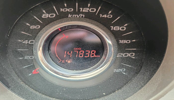 2014 Mahindra XUV500 W8, Diesel, Manual, 1,47,838 km, interior