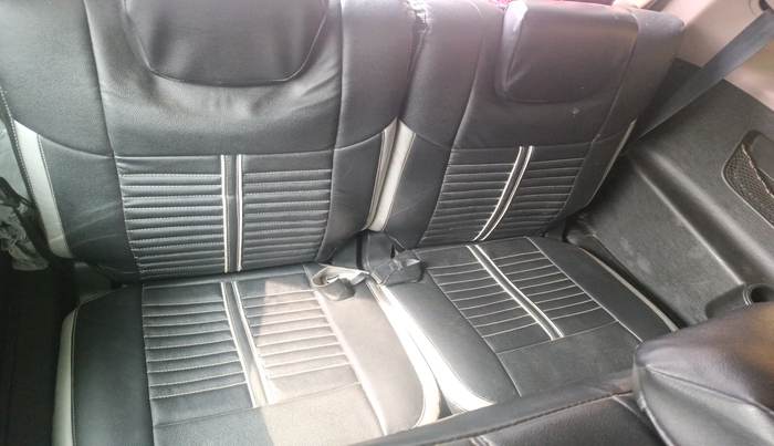 2012 Mahindra XUV500 W8, Diesel, Manual, 1,33,991 km, interior