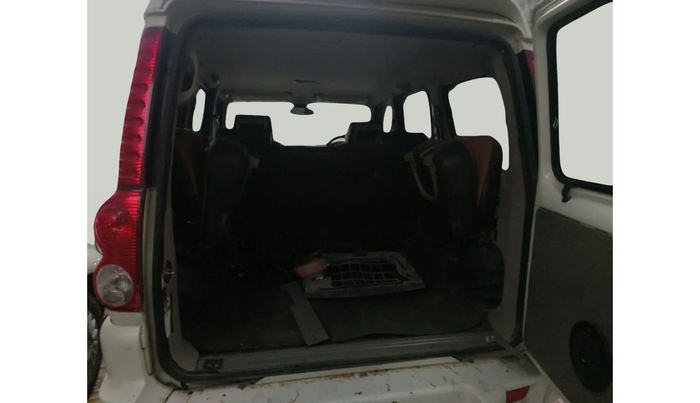 2011 Mahindra Scorpio VLX 2WD BS-III, Diesel, Manual, 82,776 km, exterior