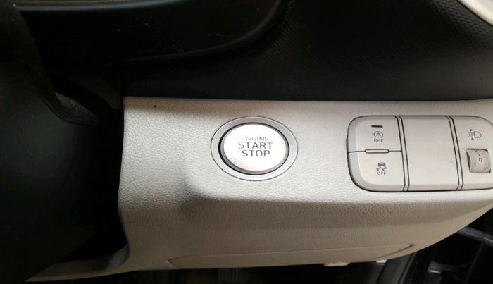 2023 Hyundai VENUE SX 1.5 CRDI, Diesel, Manual, 22,043 km, interior