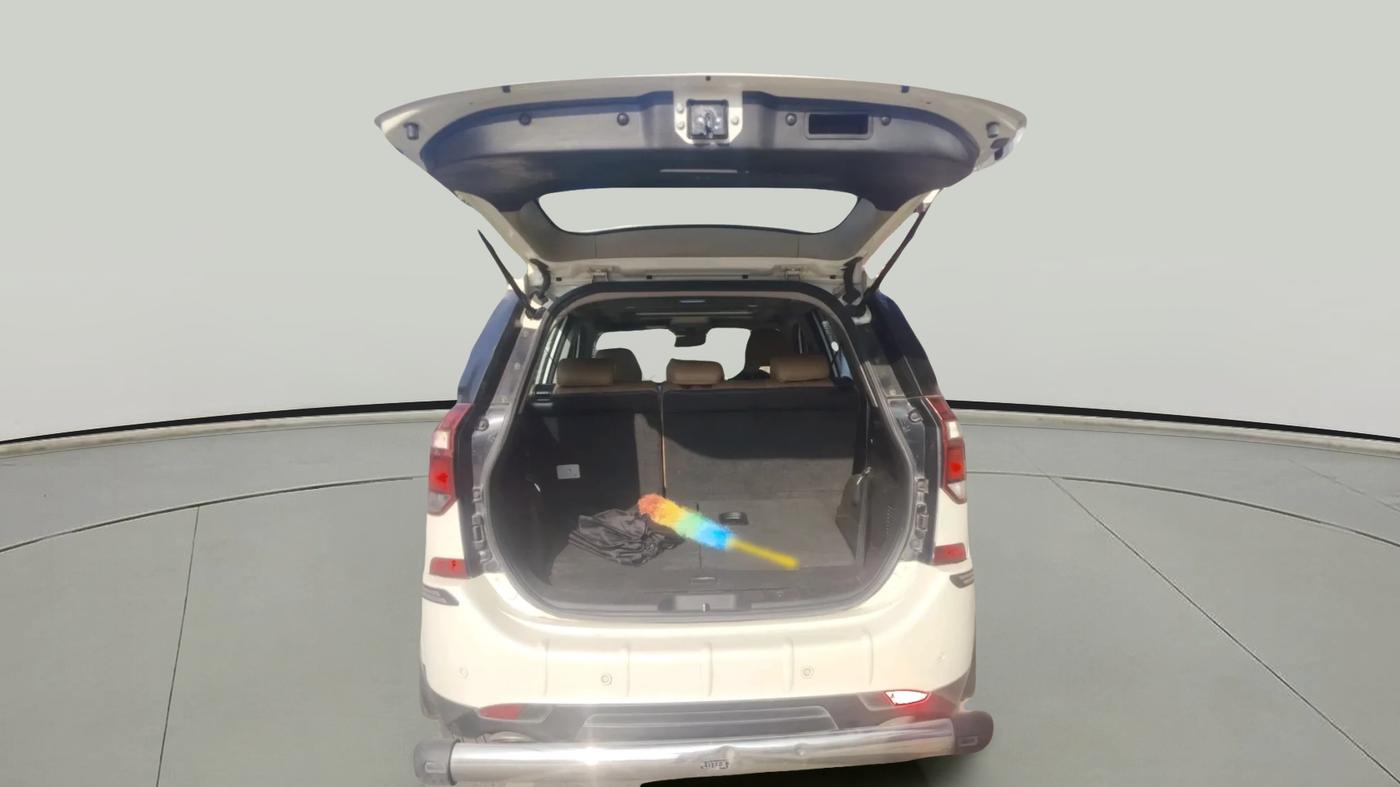 2020 Mahindra XUV500 W11, Diesel, Manual, 65,308 km, exterior
