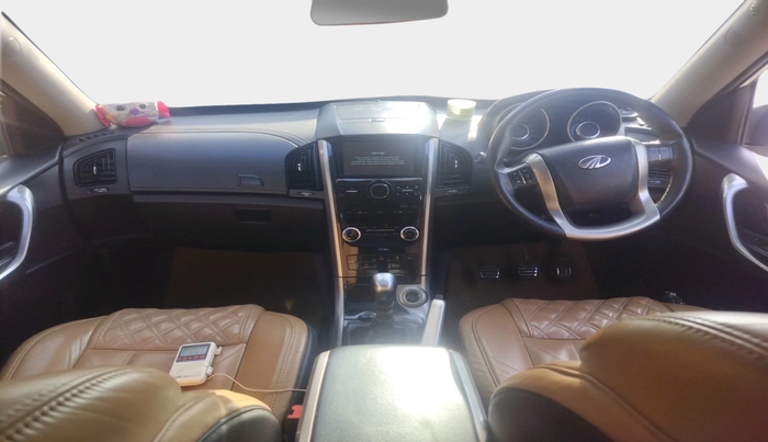 2020 Mahindra XUV500 W11, Diesel, Manual, 65,308 km, interior
