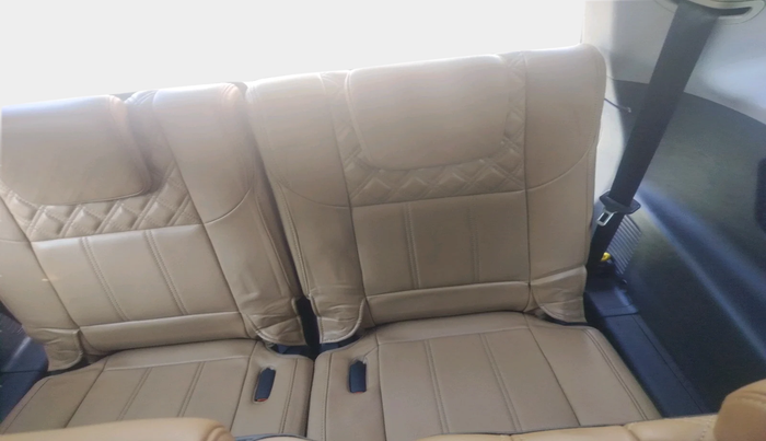 2020 Mahindra XUV500 W11, Diesel, Manual, 65,308 km, interior