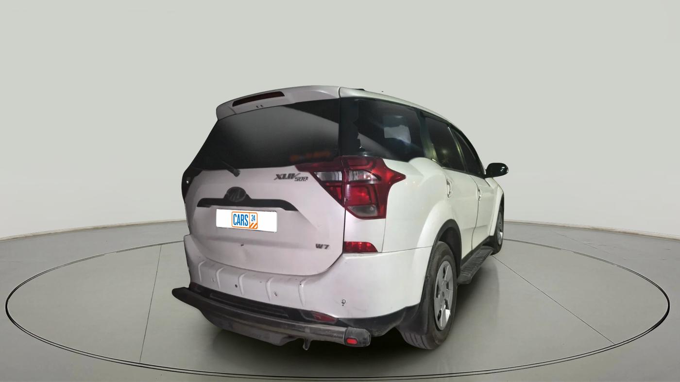 2020 Mahindra XUV500 W7, Diesel, Manual, 1,21,640 km, exterior