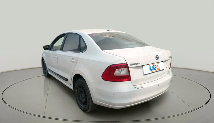 2015 Skoda Rapid AMBITION 1.5 TDI, Diesel, Manual, 1,24,738 km, exterior