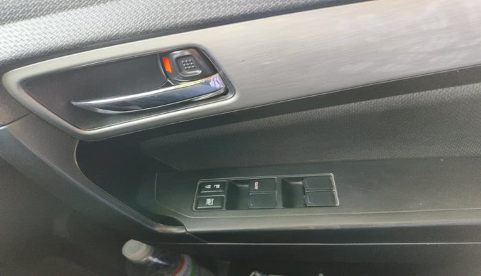 2019 Maruti Vitara Brezza ZDI PLUS AMT, Diesel, Automatic, 1,31,786 km, interior