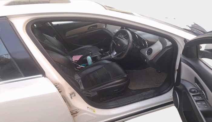 2016 Chevrolet Cruze LTZ, Diesel, Manual, 35,711 km, interior